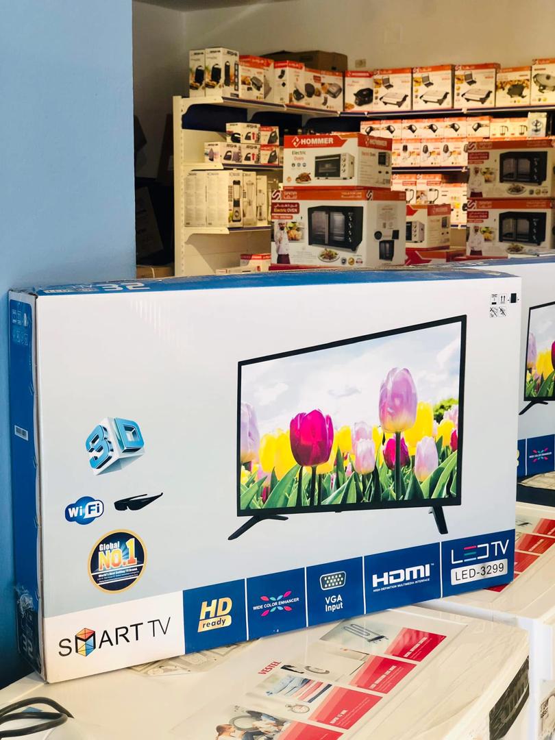 شاشة تلفزيون 32 بوصة